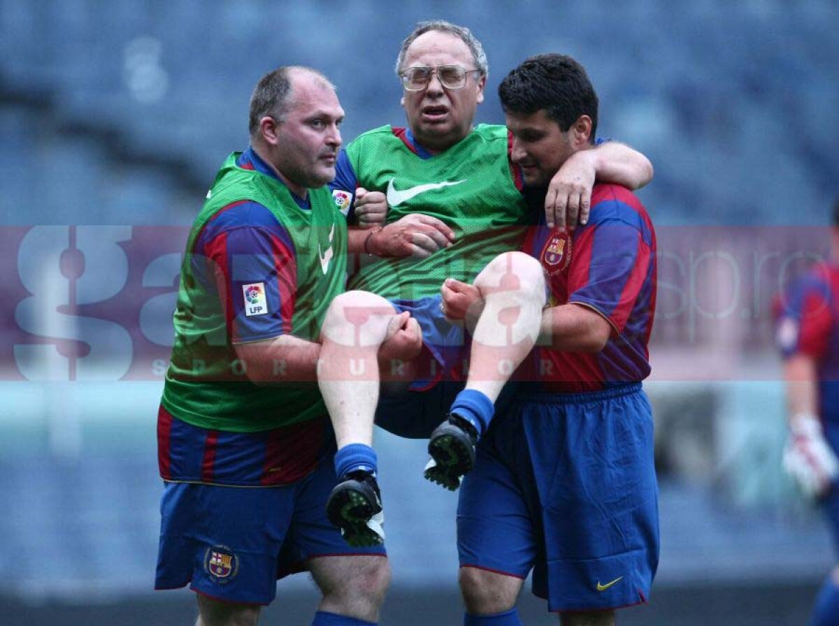 FOTO Printre VIP-uri şi oameni » Imagini impresionante din cariera lui Ovidiu Ioaniţoaia