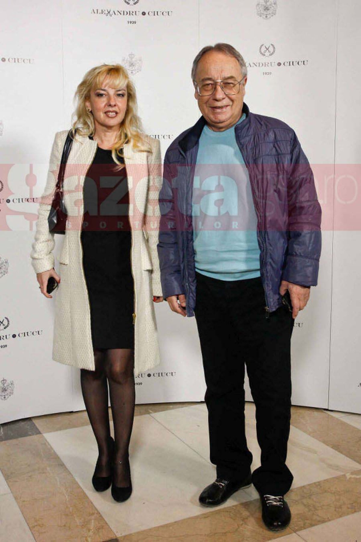 FOTO Printre VIP-uri şi oameni » Imagini impresionante din cariera lui Ovidiu Ioaniţoaia