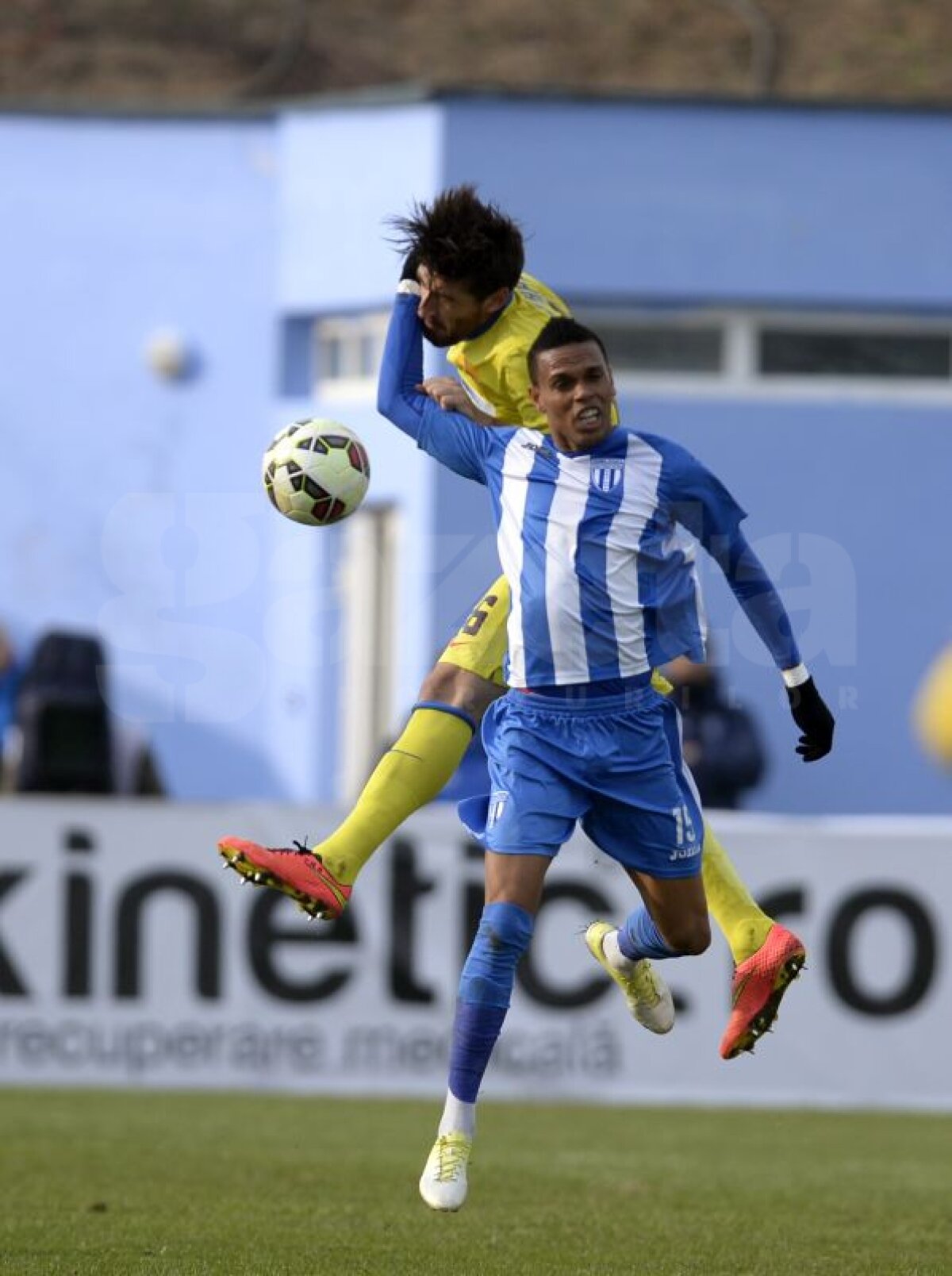 VIDEO şi FOTO CS U Craiova - Steaua 0-0 » Roş-albaştrii n-au marcat în ultimele două meciuri