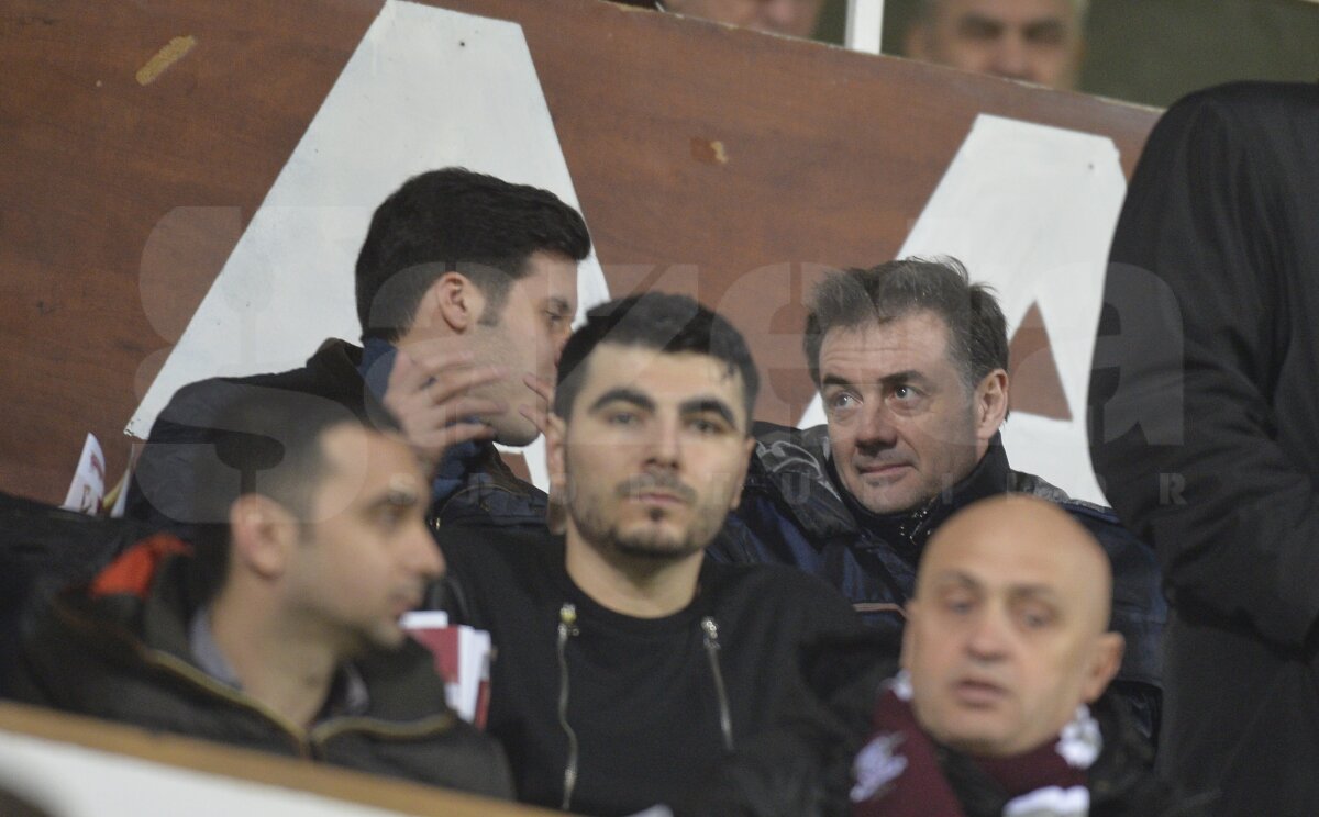 VIDEO şi FOTO Rapid - Viitorul 0-0 » Giuleştenii au rezistat o repriză în nouă oameni!