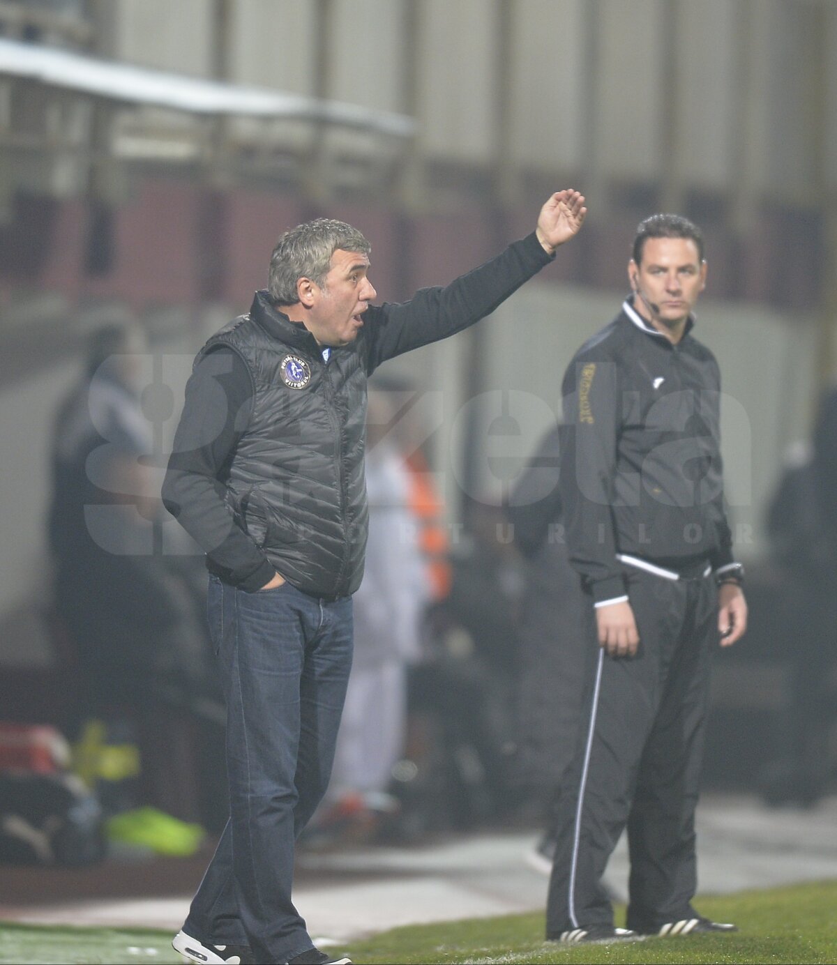 VIDEO şi FOTO Rapid - Viitorul 0-0 » Giuleştenii au rezistat o repriză în nouă oameni!