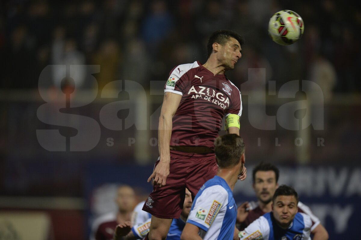 VIDEO şi FOTO Rapid - Viitorul 0-0 » Giuleştenii au rezistat o repriză în nouă oameni!