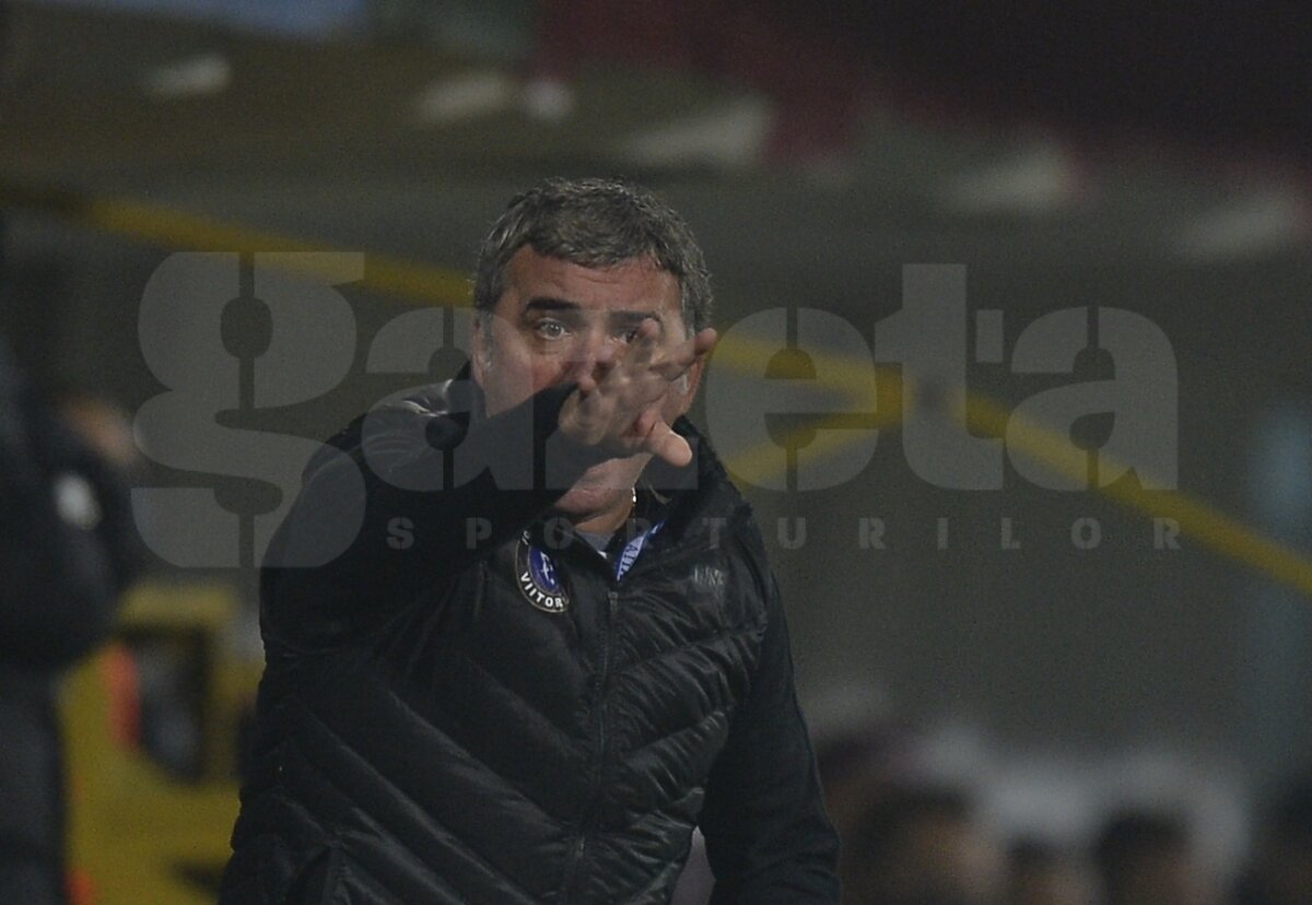 VIDEO şi FOTO Rapid - Viitorul 0-0 » Giuleştenii au rezistat o repriză în nouă oameni!