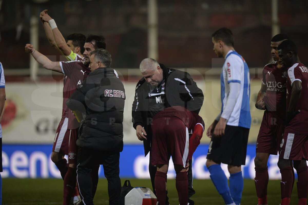 VIDEO şi FOTO Rapid - Viitorul 0-0 » Giuleştenii au rezistat o repriză în nouă oameni!