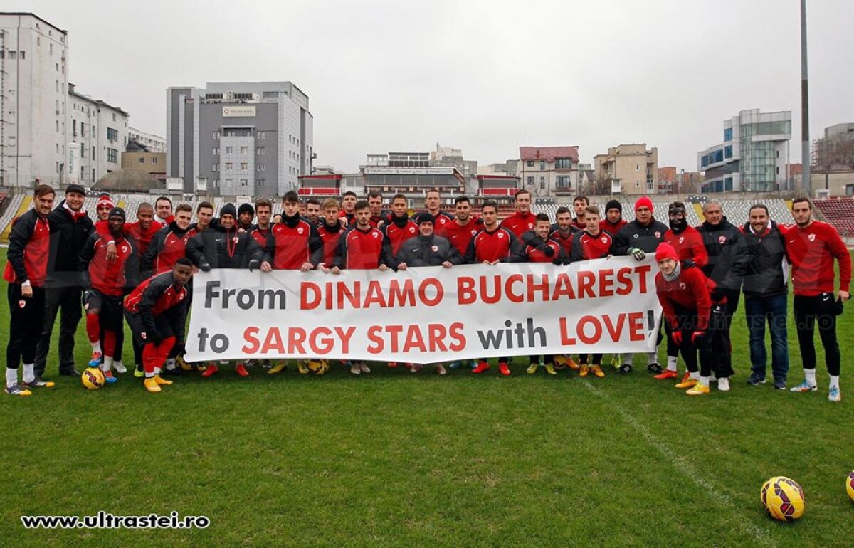 GALERIE FOTO O echipă din Kenya joacă în echipamentul lui Dinamo » Gest caritabil făcut de alb-roşii
