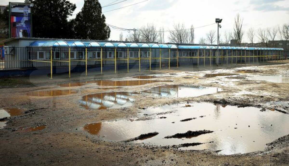 Aşa afiş, aşa derby! Meciul care decidea titlul în trecut se va disputa diseară în anonimat