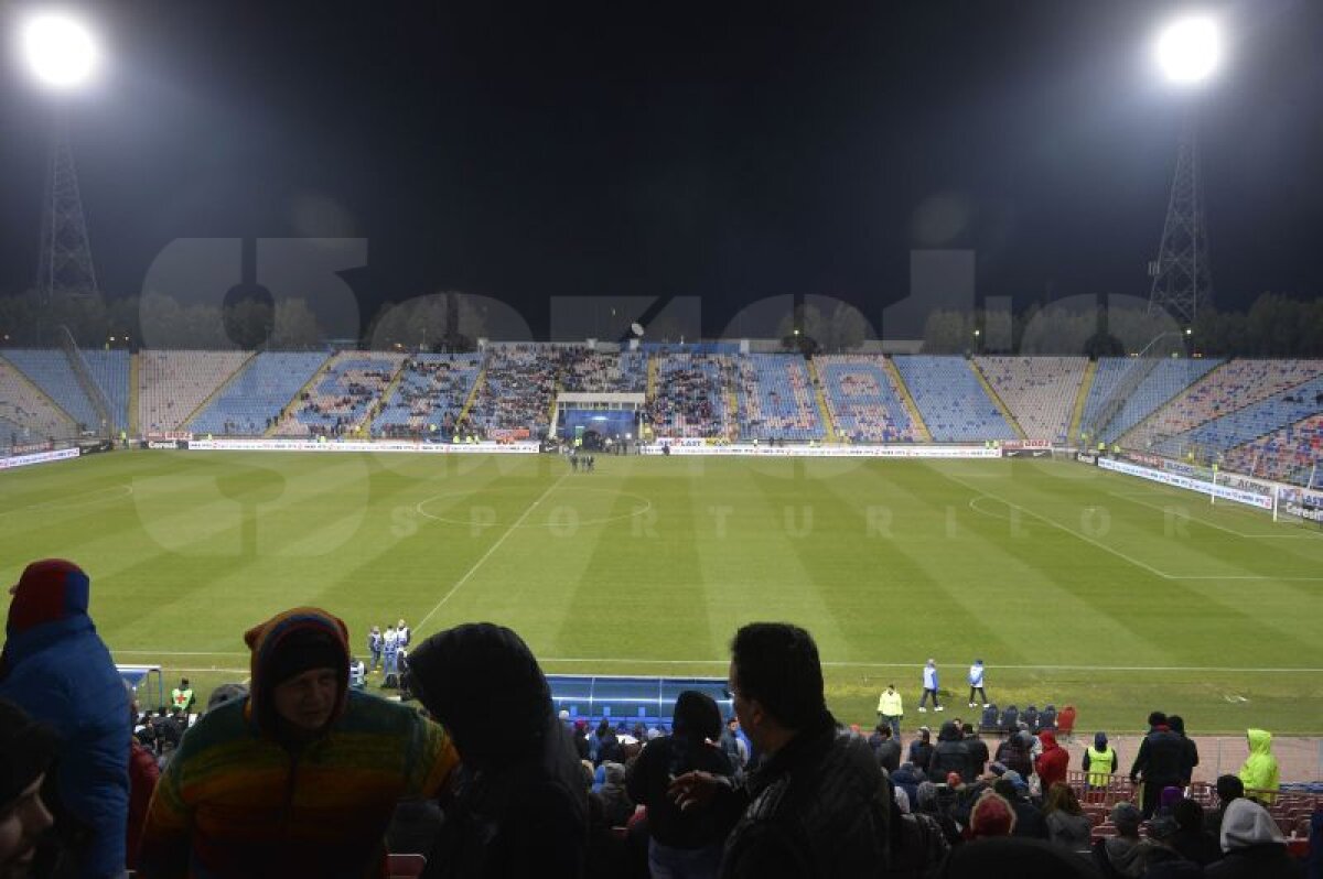 FOTO Asistenţă extrem de redusă la Steaua - CFR » Cum au încercat steliştii să-i apropie pe suporteri