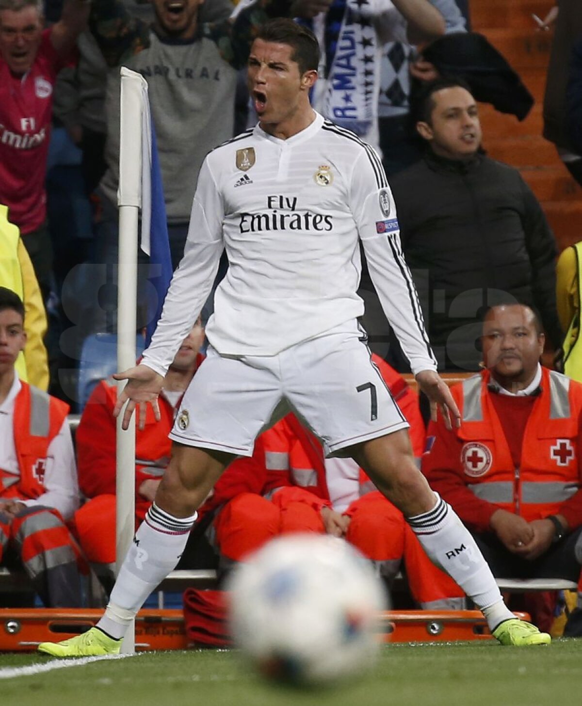 VIDEO + FOTO Thriller pe Bernabeu, goluri de poveste pe Dragao » 11 goluri într-o seară nebună de UEFA Champions League