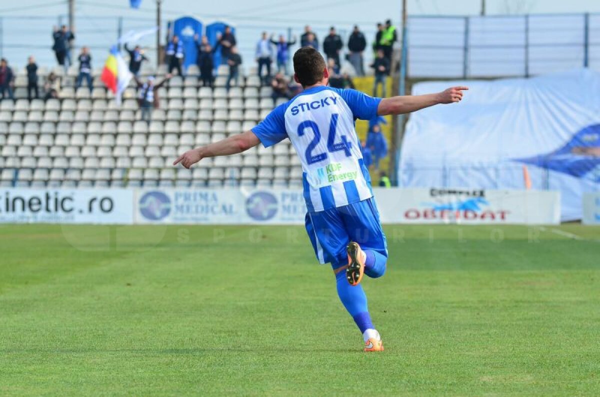 VIDEO şi FOTO » Pe terenul îngrozitor din Bănie, CS U a bifat al treilea meci fără victorie: 1-1 cu Gaz Metan