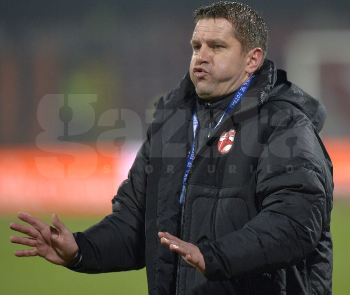 FOTO şi VIDEO Dinamo - Ceahlăul 3-1 » "Dubla" lui Gicu Grozav îi urcă pe "cîini" pînă pe locul 5 şi îi condamnă pe nemţeni la retrogradare