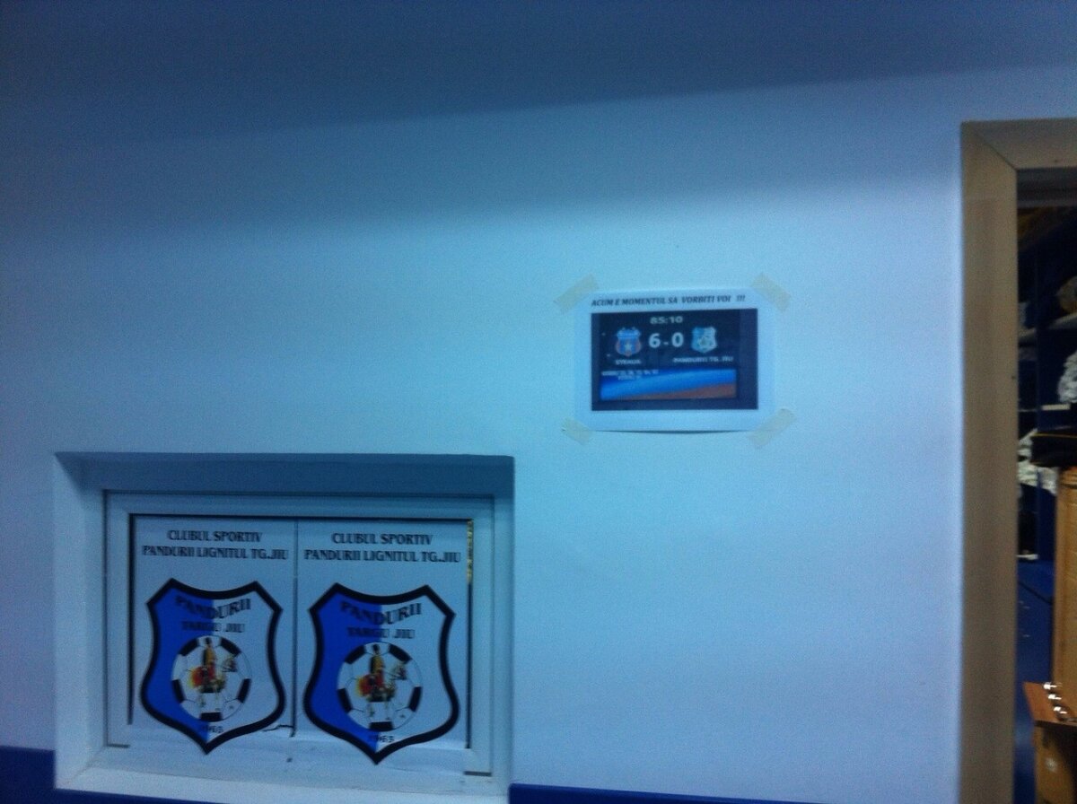 FOTO A folosit Gazeta pentru a răpune Steaua şi i-a ieşit » Edward Iordănescu şi-a motivat jucătorii într-un mod inedit