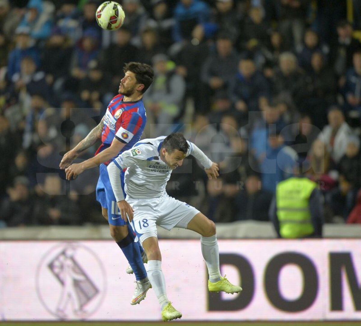 FOTO şi VIDEO Gorjenii şi-au luat revanşa » Steaua a pierdut la Pandurii acasă, scor 1-3