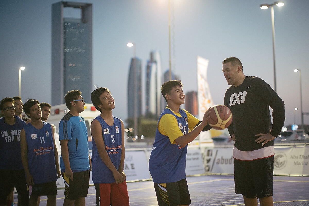 GALERIE FOTO Campionul European la 3x3, Angel Santana, i-a cucerit şi pe arabi