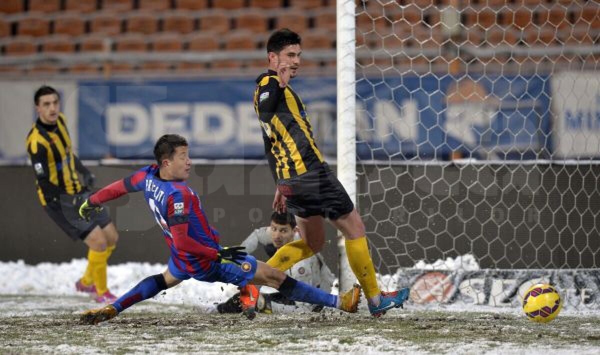 VIDEO + FOTO Alunecă spre titlu! Steaua s-a impus la Piatra Neamţ, scor 1-0, pe un teren foarte greu, acoperit cu zăpadă