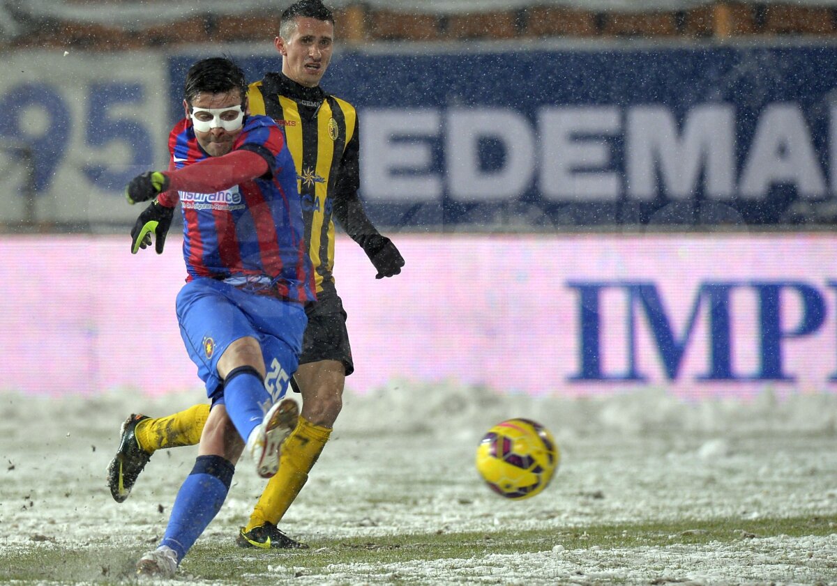 VIDEO + FOTO Alunecă spre titlu! Steaua s-a impus la Piatra Neamţ, scor 1-0, pe un teren foarte greu, acoperit cu zăpadă