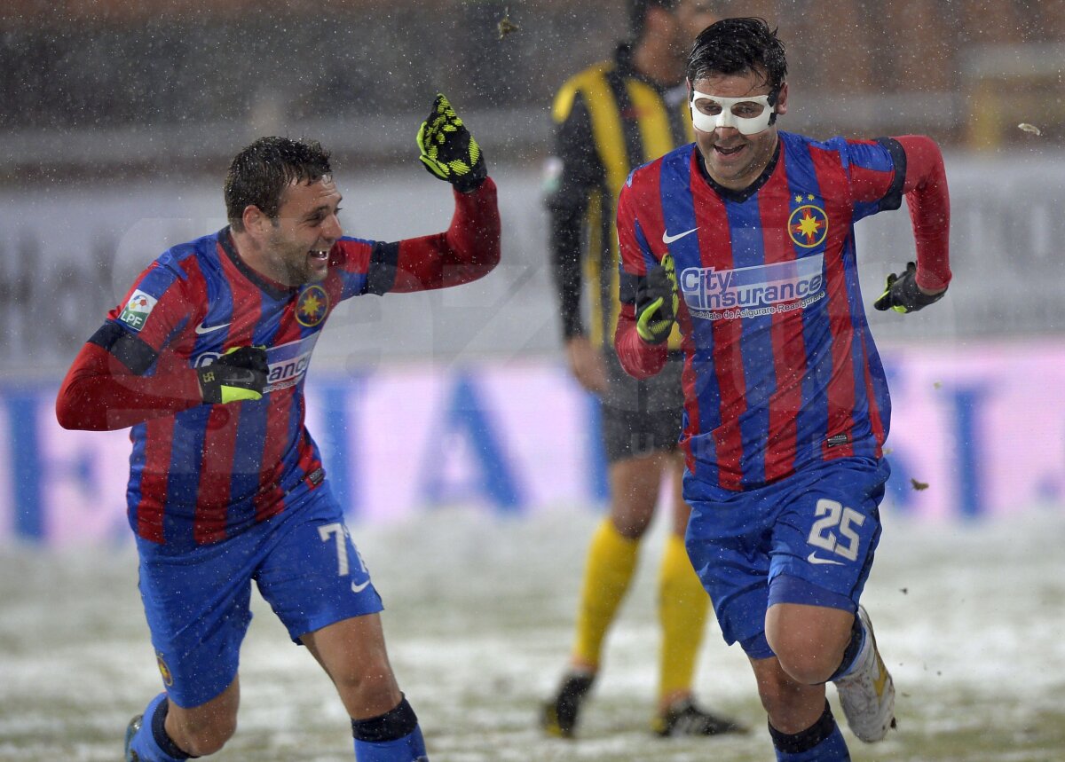VIDEO + FOTO Alunecă spre titlu! Steaua s-a impus la Piatra Neamţ, scor 1-0, pe un teren foarte greu, acoperit cu zăpadă