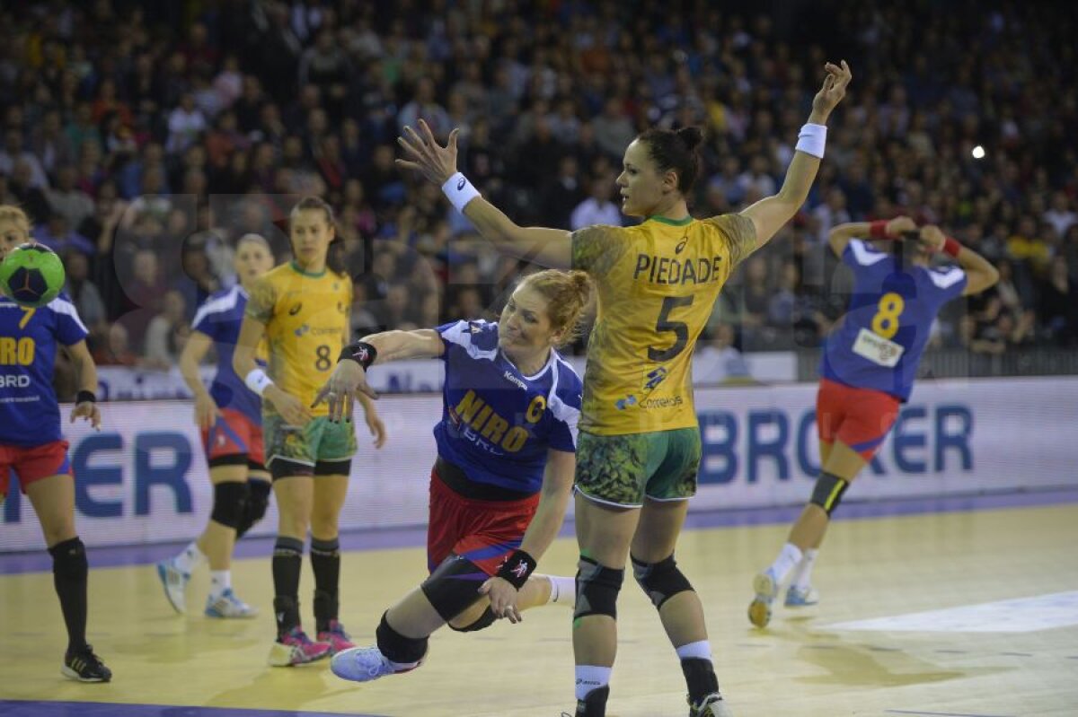 FOTO România a zdrobit campioana mondială Brazilia la Trofeul Carpaţi, 27-19, în faţa a peste 7.000 de fani