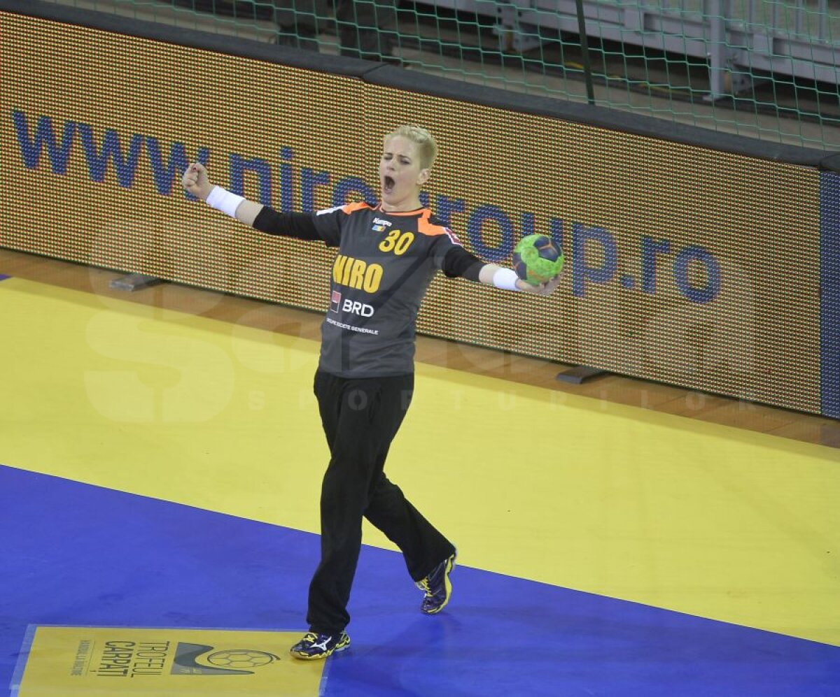 FOTO România a zdrobit campioana mondială Brazilia la Trofeul Carpaţi, 27-19, în faţa a peste 7.000 de fani