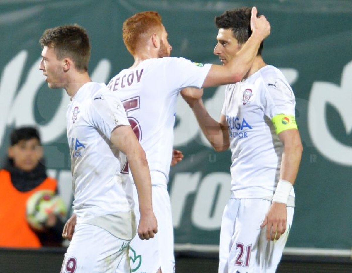 VIDEO + FOTO Sărbătoare în Giuleşti! Combinaţia Pancu-Niculae a consfiinţit o victorie vitală pentru Rapid, contra Oţelului!