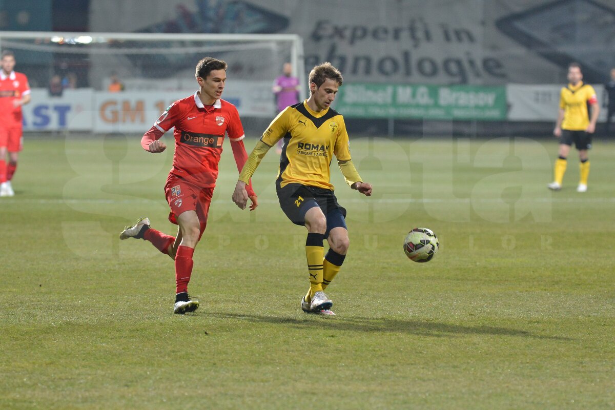 VIDEO + FOTO FC Braşov - Dinamo 1-0 » "Cîinii" ajung la a doua înfrîngere consecutivă fără gol marcat