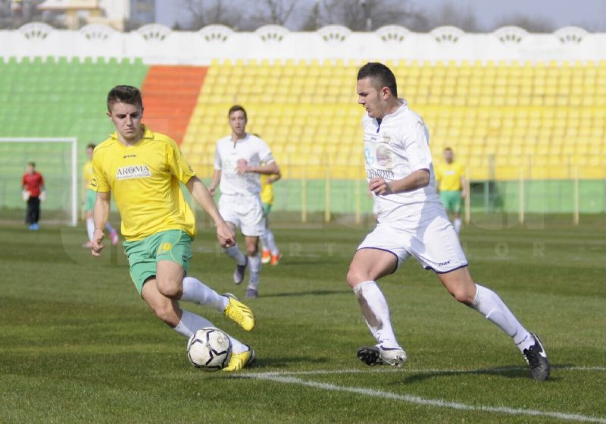 GALERIE FOTO De la meciuri în cupele europene, la dueluri în Liga judeţeană! FC Vaslui a pierdut derby-ul cu Atletico Vaslui