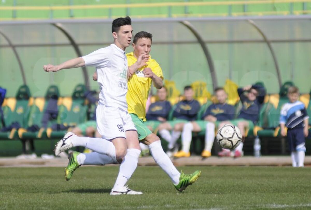 GALERIE FOTO De la meciuri în cupele europene, la dueluri în Liga judeţeană! FC Vaslui a pierdut derby-ul cu Atletico Vaslui