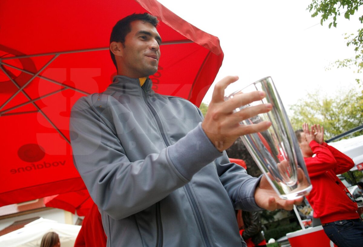 O victorie de 17 kilograme » Cînd trofeele pun probleme chiar şi celor mai puternici: cît de grele sînt distincţiile din tenis?