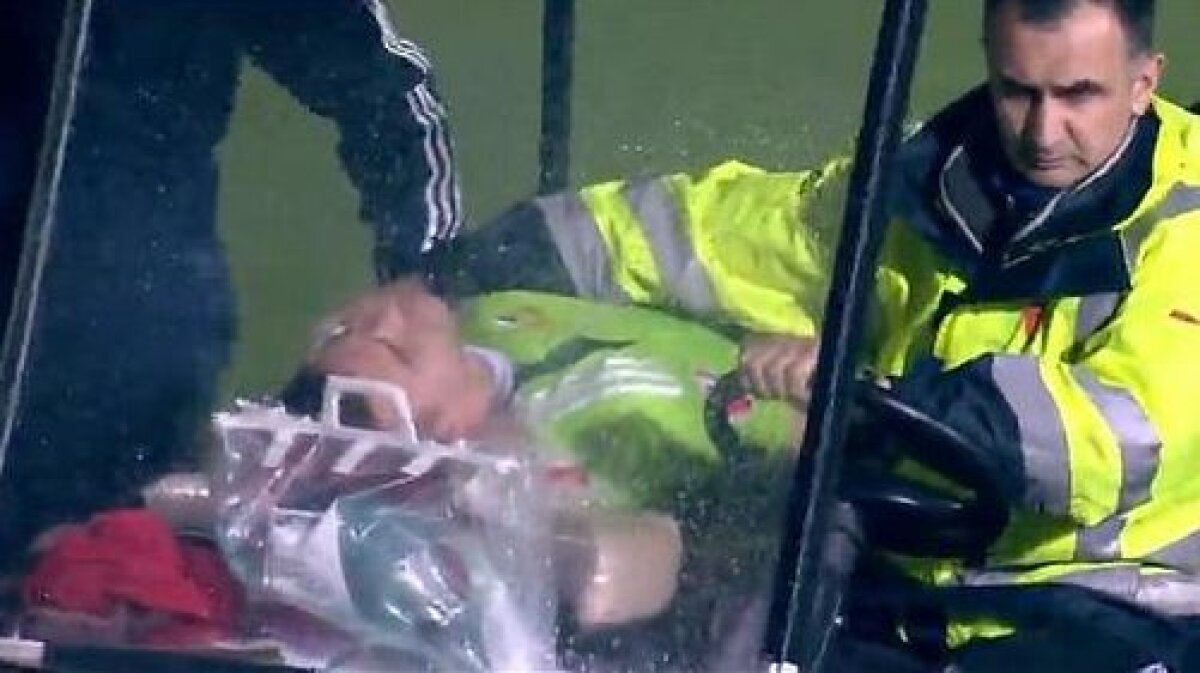 VIDEO şi FOTO Meci abandonat în preliminariile Euro 2016 » Incidente grave provocate de suporteri în Muntenegru - Rusia