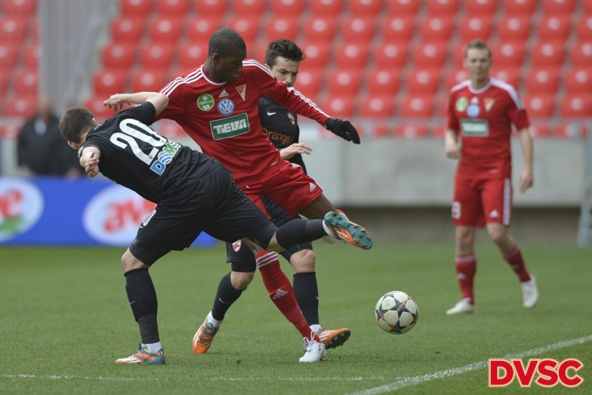 VIDEO şi FOTO Roş-albii au plecat în genunchi din Ungaria » Debrecen a făcut instrucţie cu Dinamo, scor 6-0
