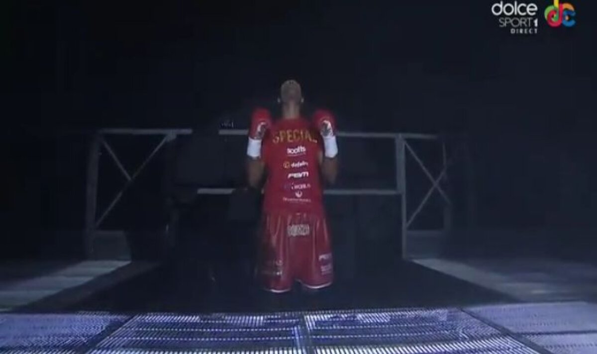 FOTO şi VIDEO » Demolat la Sheffield! JoJo Dan n-a avut nici o şansă în faţa lui Kell Brook şi a abandonat