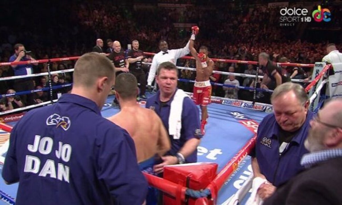 FOTO şi VIDEO » Demolat la Sheffield! JoJo Dan n-a avut nici o şansă în faţa lui Kell Brook şi a abandonat
