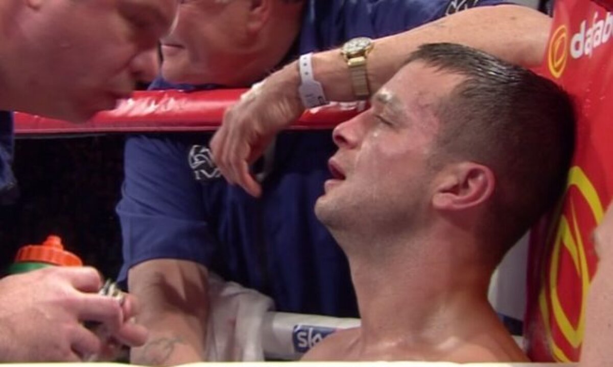 FOTO şi VIDEO » Demolat la Sheffield! JoJo Dan n-a avut nici o şansă în faţa lui Kell Brook şi a abandonat