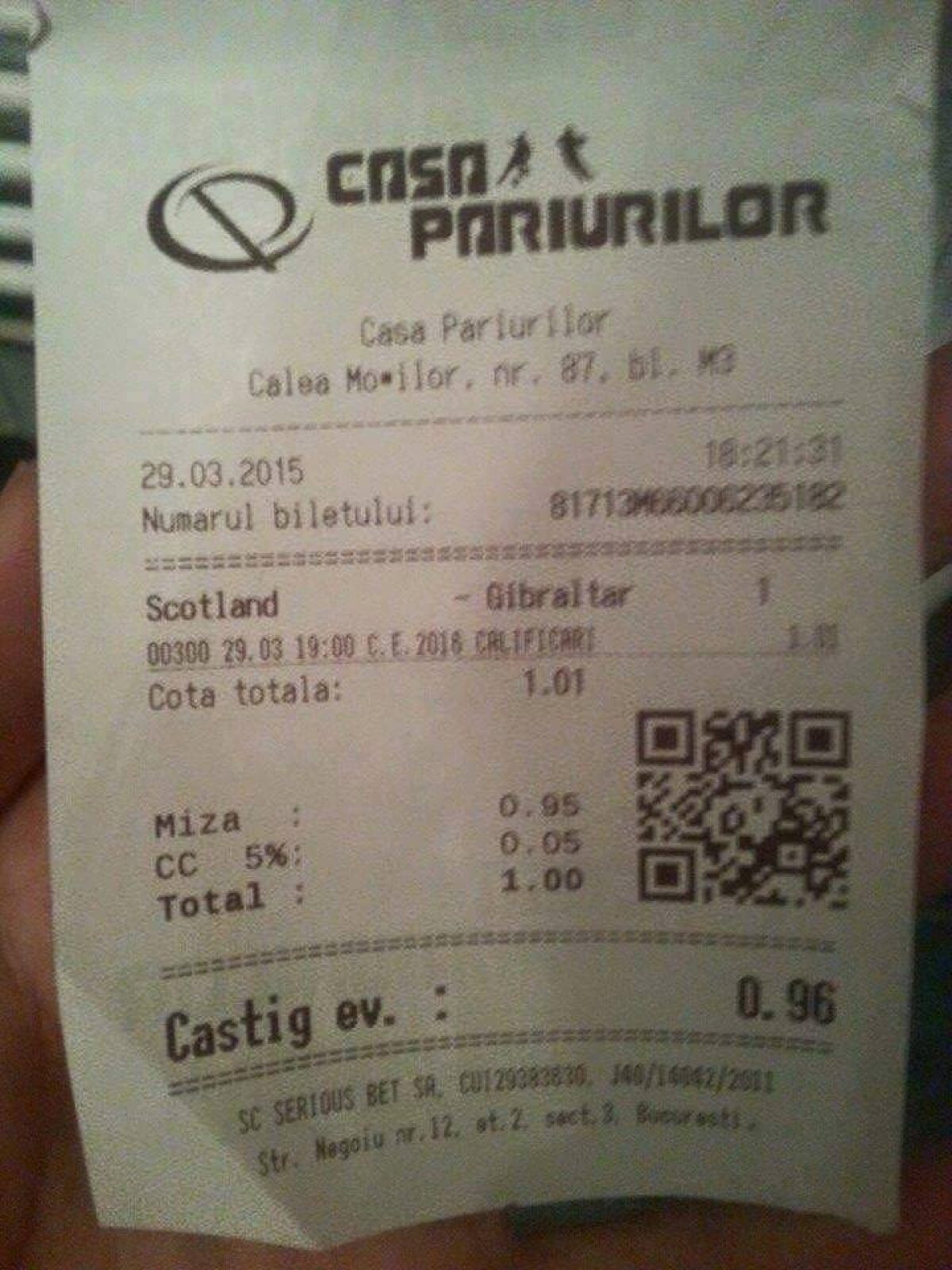 FOTO Cele mai trăznite pariuri de aseară! Un microbist a riscat o sumă uriaşă pe România, iar altul a cîştigat mai puţin decît a mizat :)