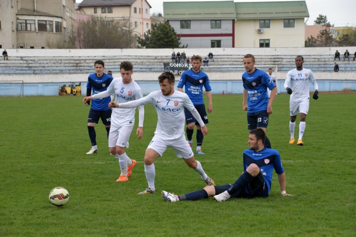 FOTO Scene tensionate la un meci amical al lui FC Botoșani! Un suporter a sărit la Leo Grozavu
