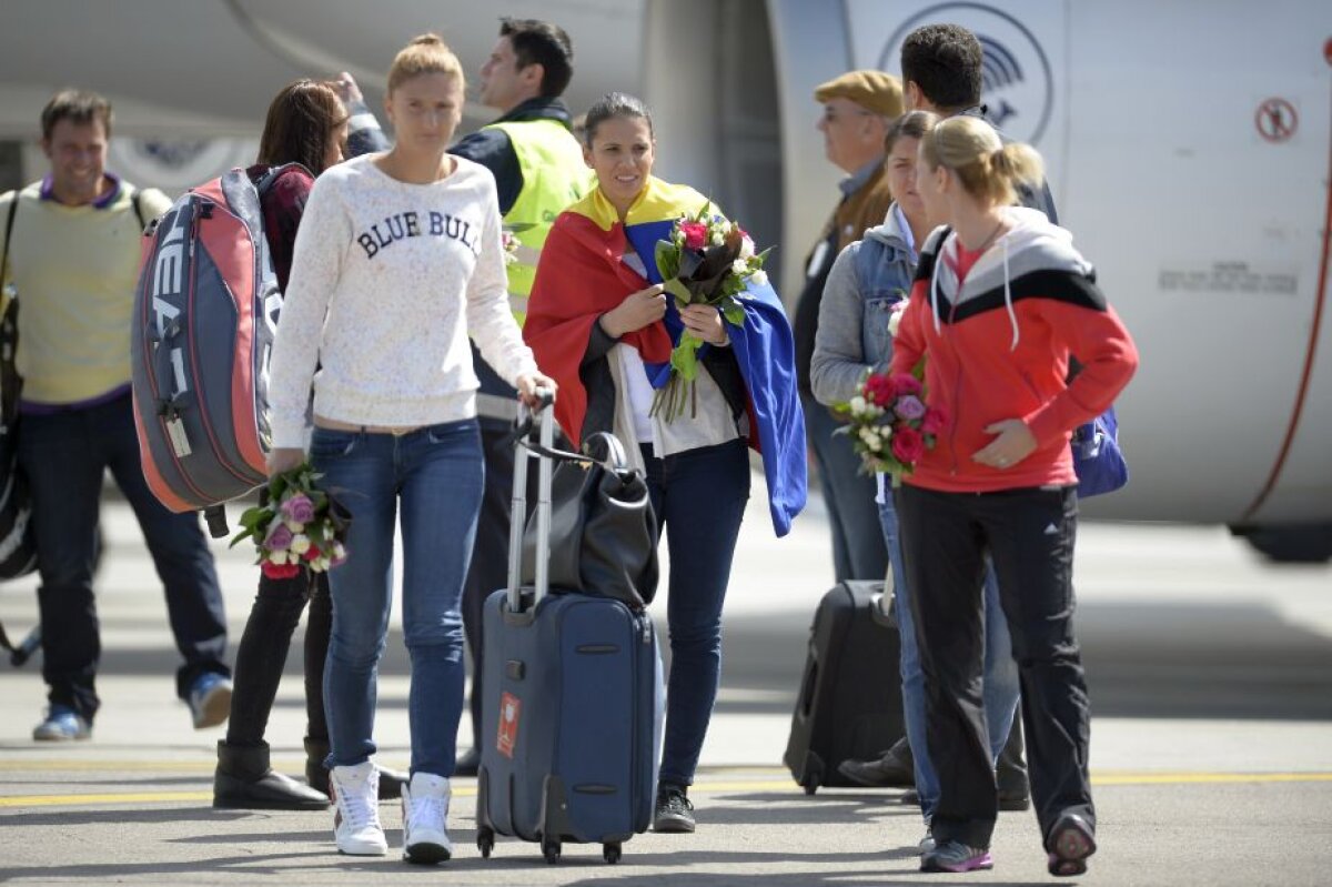 FOTO Jucătoarele echipei de Fed Cup s-au întors acasă: "Acum sîntem o forță"