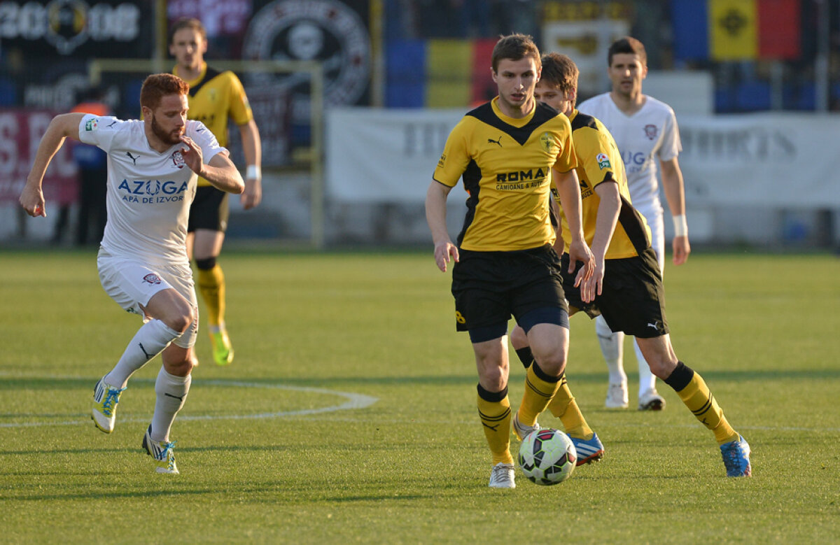 VIDEO+FOTO După 10 ani și două zile » Rapid a cîștigat pentru prima dată la Brașov, 2-1, după 10 ani