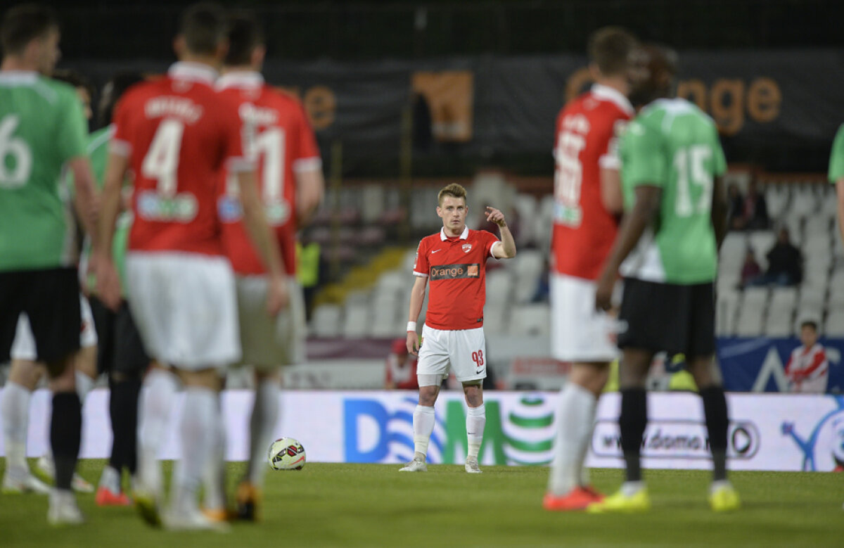 VIDEO+FOTO Fotbal cînd jucați? Fără idei, apatici și haotici, dinamoviștii au scăpat ieftin remizînd cu CFR, 1-1 în ”Groapă”