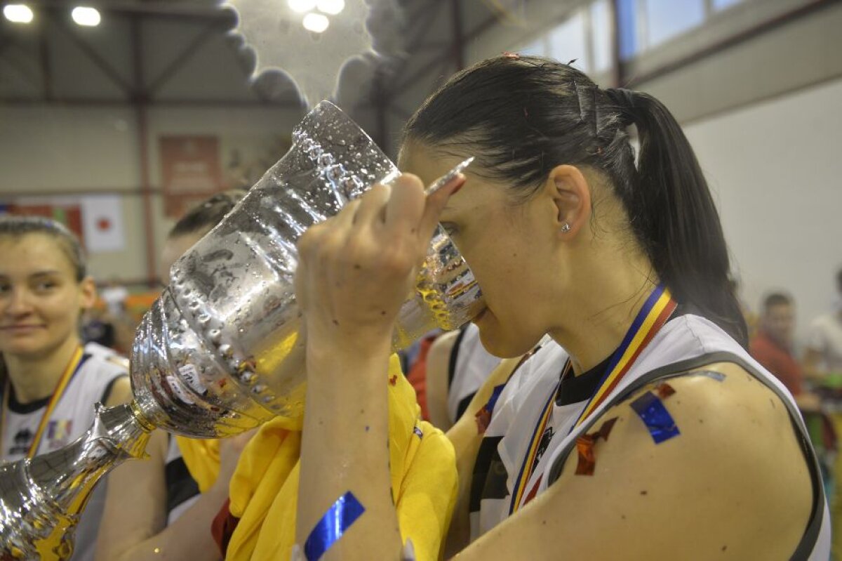 FOTO Titlul a ajuns pe Cîmpia Libertăţii » O finală istorică, între două oraşe istorice: Blaj şi Tîrgovişte
