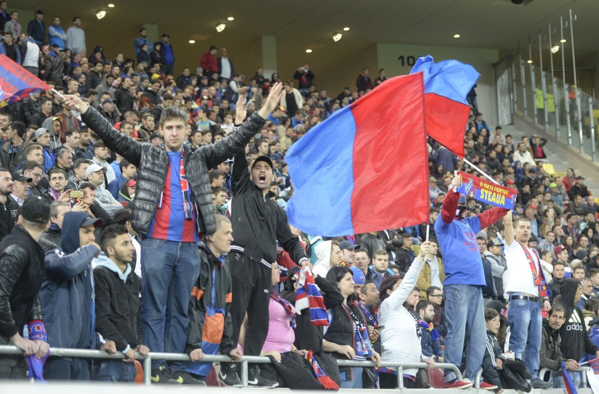 FOTO Fanii la fotbal, ultraşii la baschet! » Microbiștii s-au împărțit între meciurile Stelei