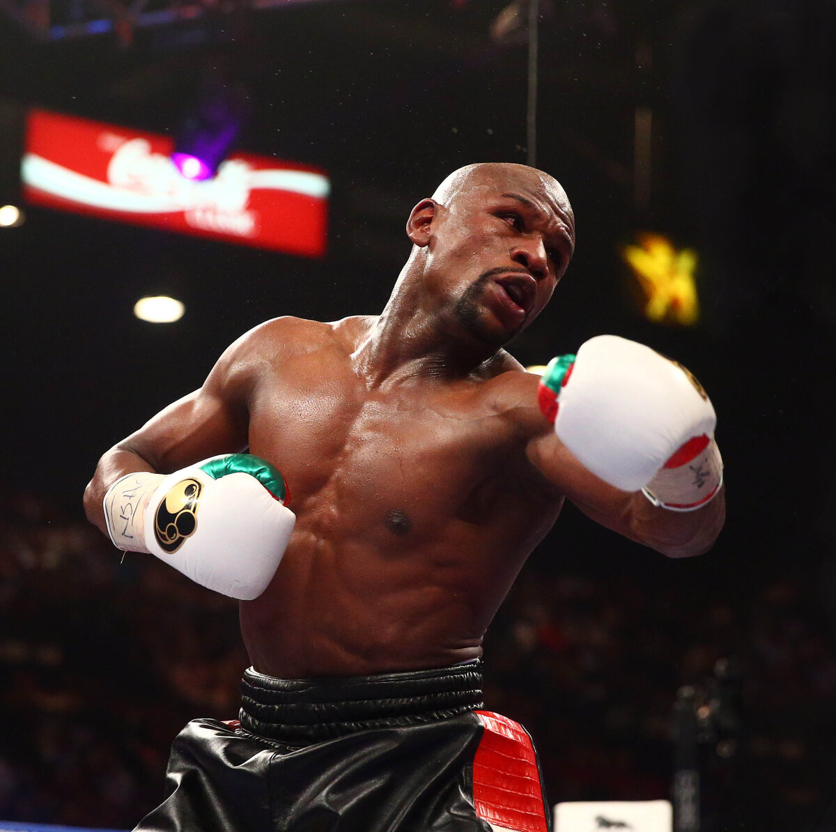 Neînvinsul VS Omul universal » Cea mai așteptată luptă a ultimilor ani: tot ce trebuie să știi despre meciul Floyd Mayweather - Manny Pacquiao
