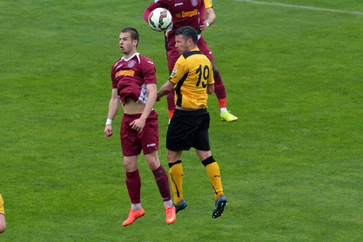 VIDEO + FOTO FC Brașov - CFR Cluj 2-2 » Gazdele au ratat ocazia de a se desprinde de zona retrogradării