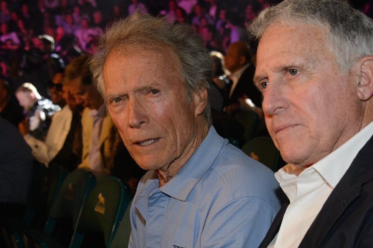 GALERIE FOTO De la Justin Bieber pînă la Michael Jordan » Paradă de staruri la Meciul Secolului