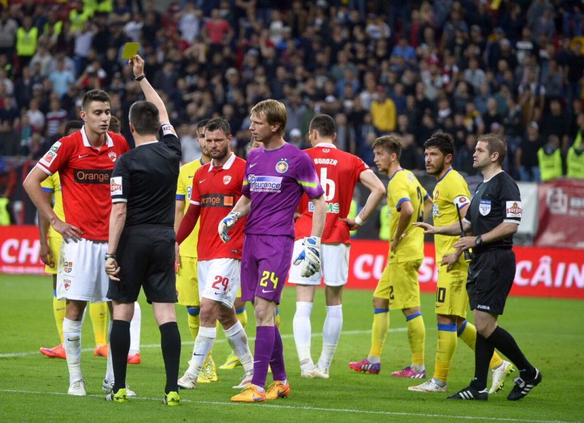 VIDEO și FOTO REVITALIZAȚI! Stanciu și Prepeliță o dezmembrează pe Dinamo, care o readuce pe Steaua în lupta pentru titlu