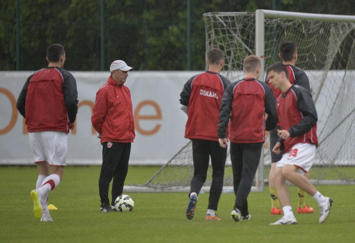 FOTO Puștiul care a plîns după derby a fost invitat special la antrenamentul lui Dinamo