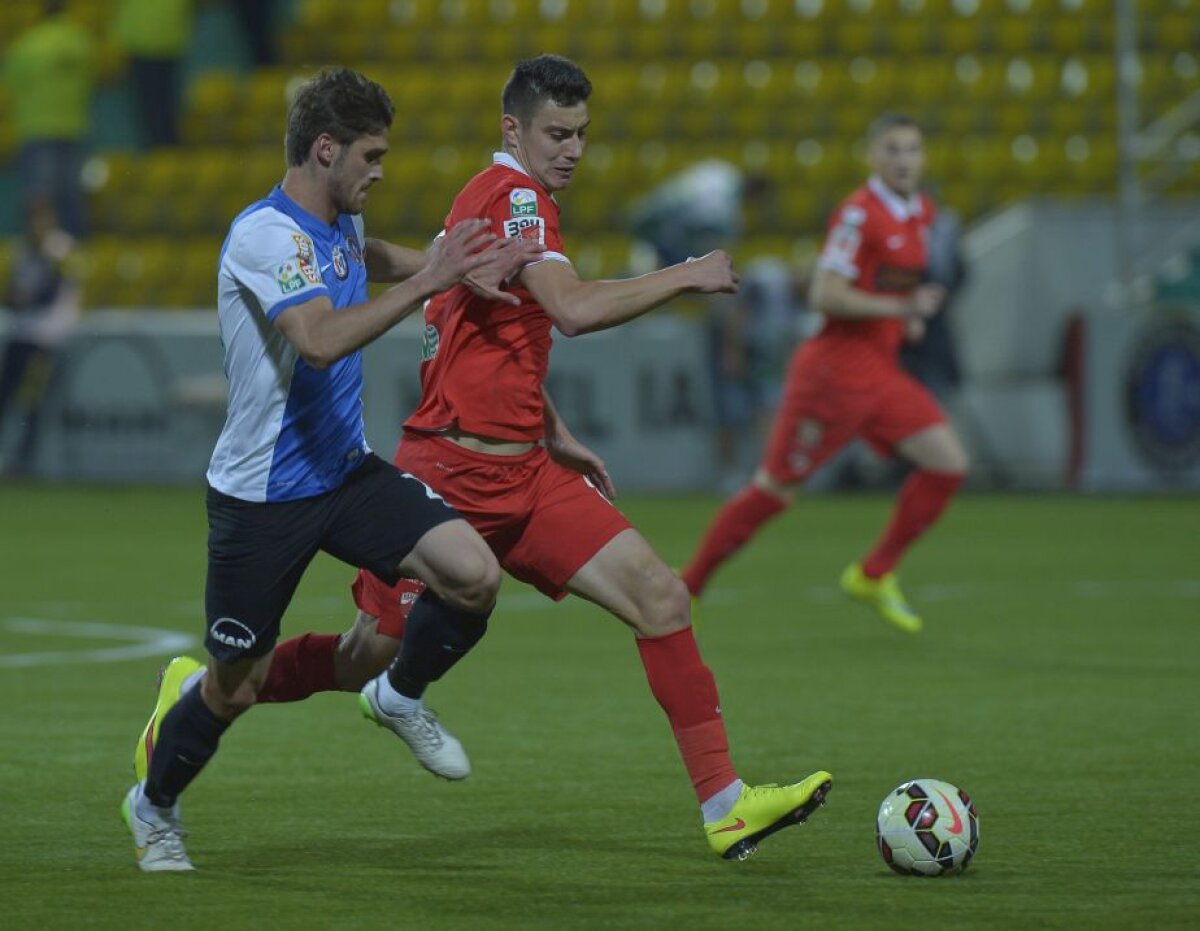VIDEO+FOTO Viitorul - Dinamo 0-2 » Mircea Rednic debutează cu un succes!