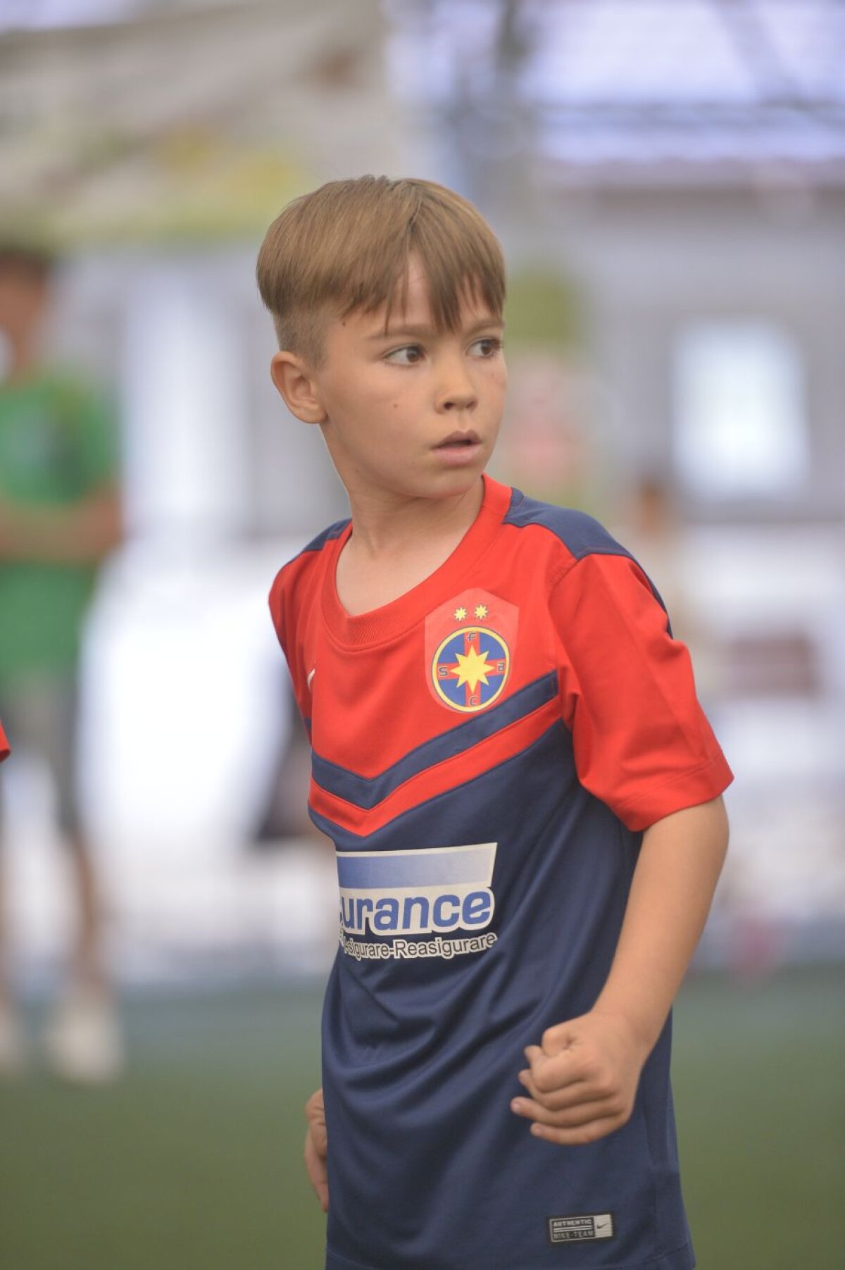 GALERIE FOTO Exemplu pentru seniori! Dinamo 2006 a umilit Steaua 2006, scor 7-1 » Gest emoționant al puștiului care a plîns după Derby de România