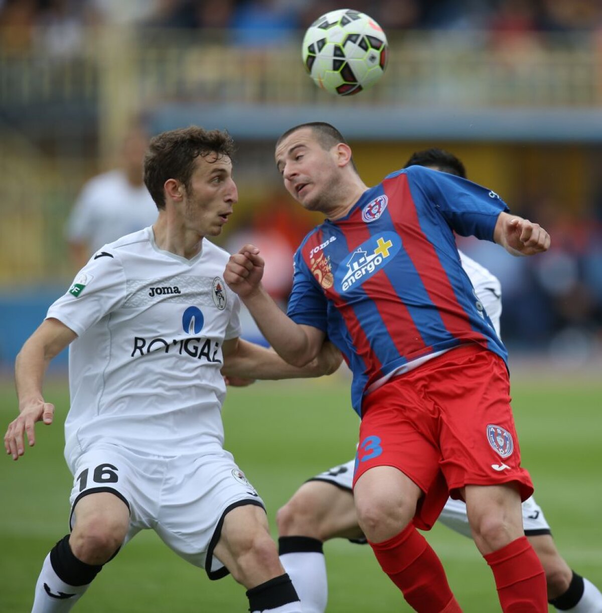 VIDEO ASA pierde pe terenul lui Gaz Metan, scor 0-1 » Calul troian: fostul stelist Băjenaru înscrie în minutul 90 un gol cît un titlu