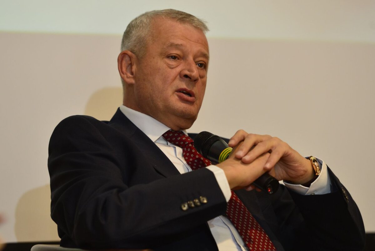 Rechinii mai și pierd uneori! » Triumful unui antrenor încăpățînat: cele 7 hectare din Parcul Herăstrău revin bucureştenilor