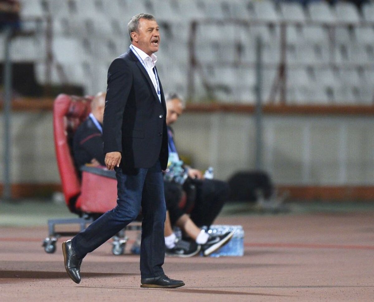 VIDEO şi FOTO Dinamo a fost egalată la ultima fază a meciului » Mediaşul încă speră la rămînerea în Liga 1 