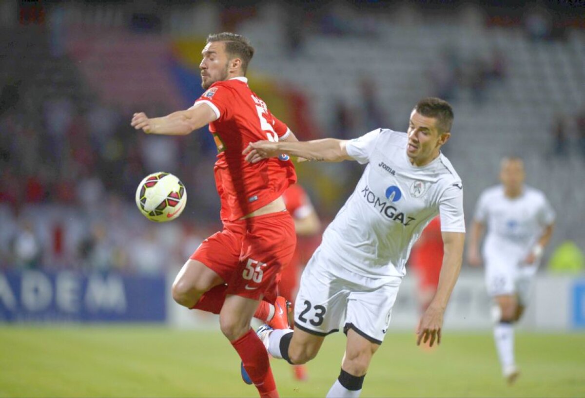 VIDEO şi FOTO Dinamo a fost egalată la ultima fază a meciului » Mediaşul încă speră la rămînerea în Liga 1 